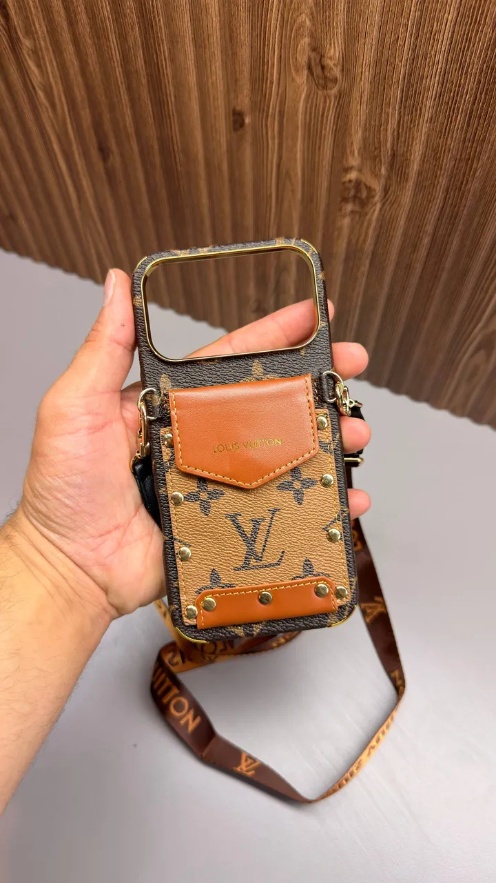 Anahtarlıklı telefon kılıfı 11