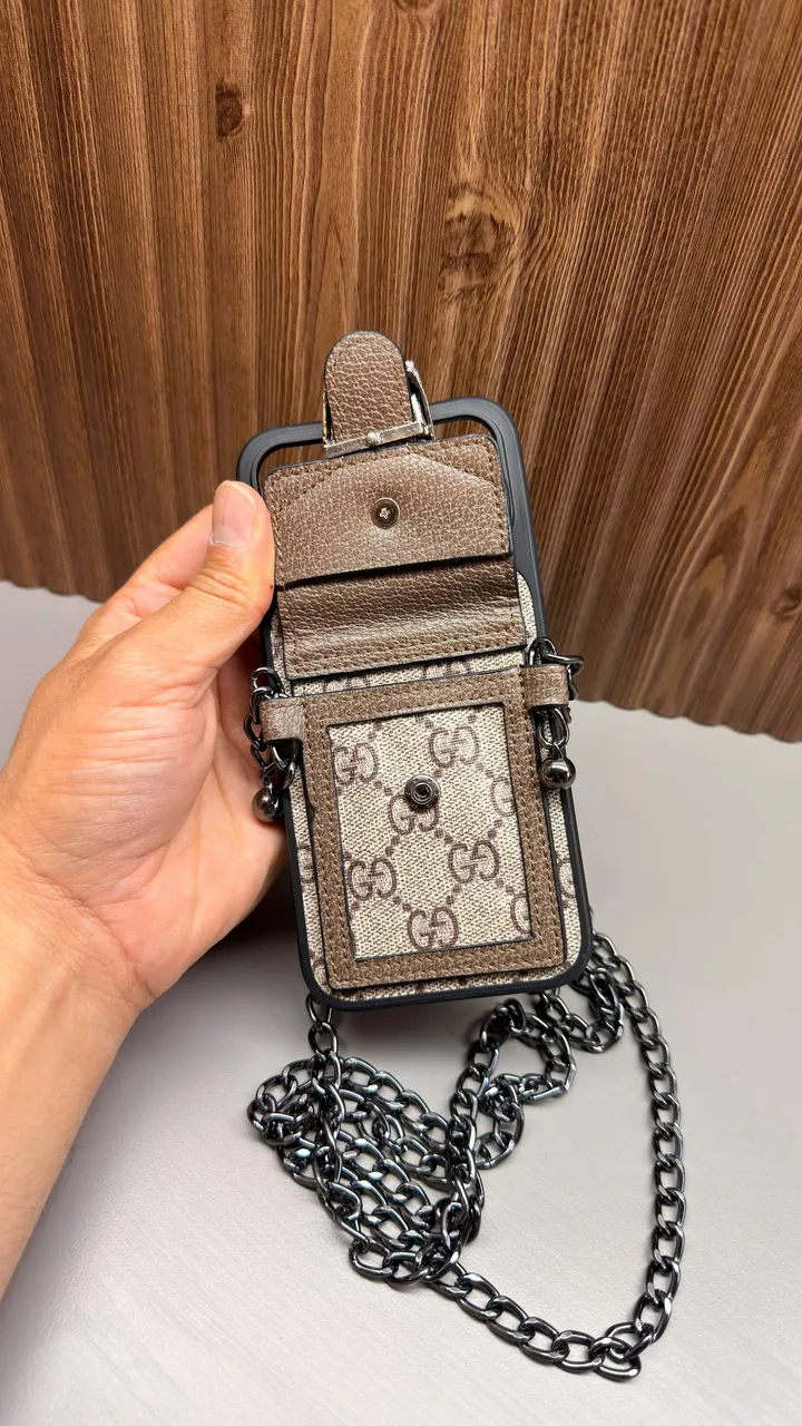 Anahtarlıklı telefon kılıfı 3