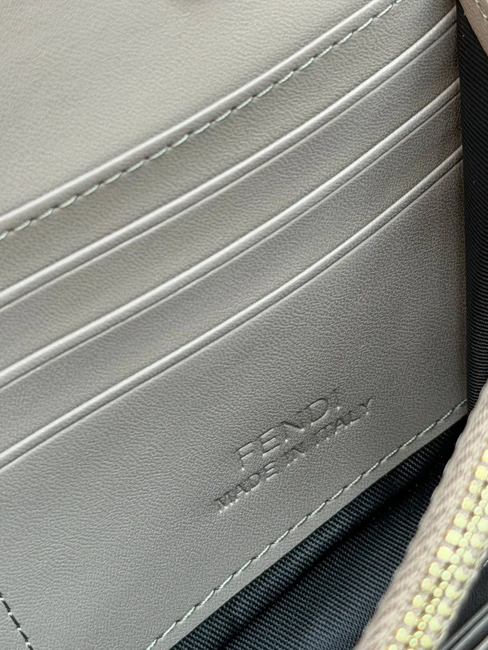 Fendi cüzdan 5