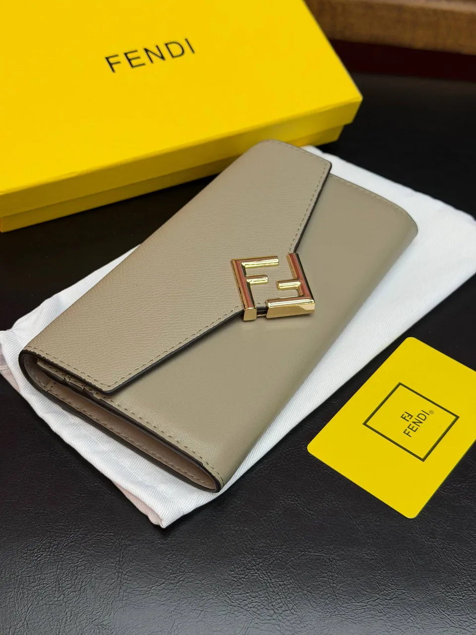 Fendi cüzdan 6