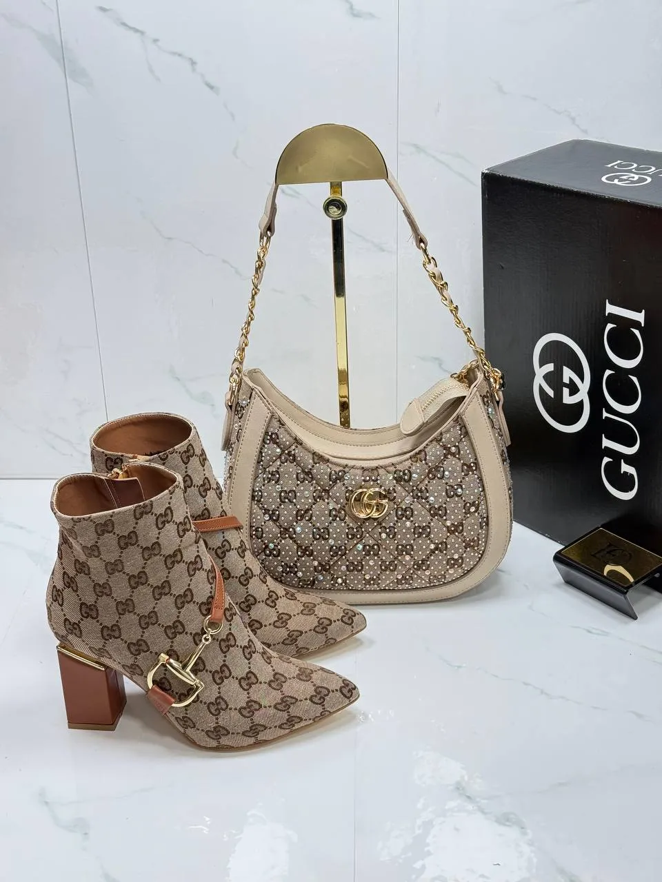Gucci çanta ve ayakkabı 6