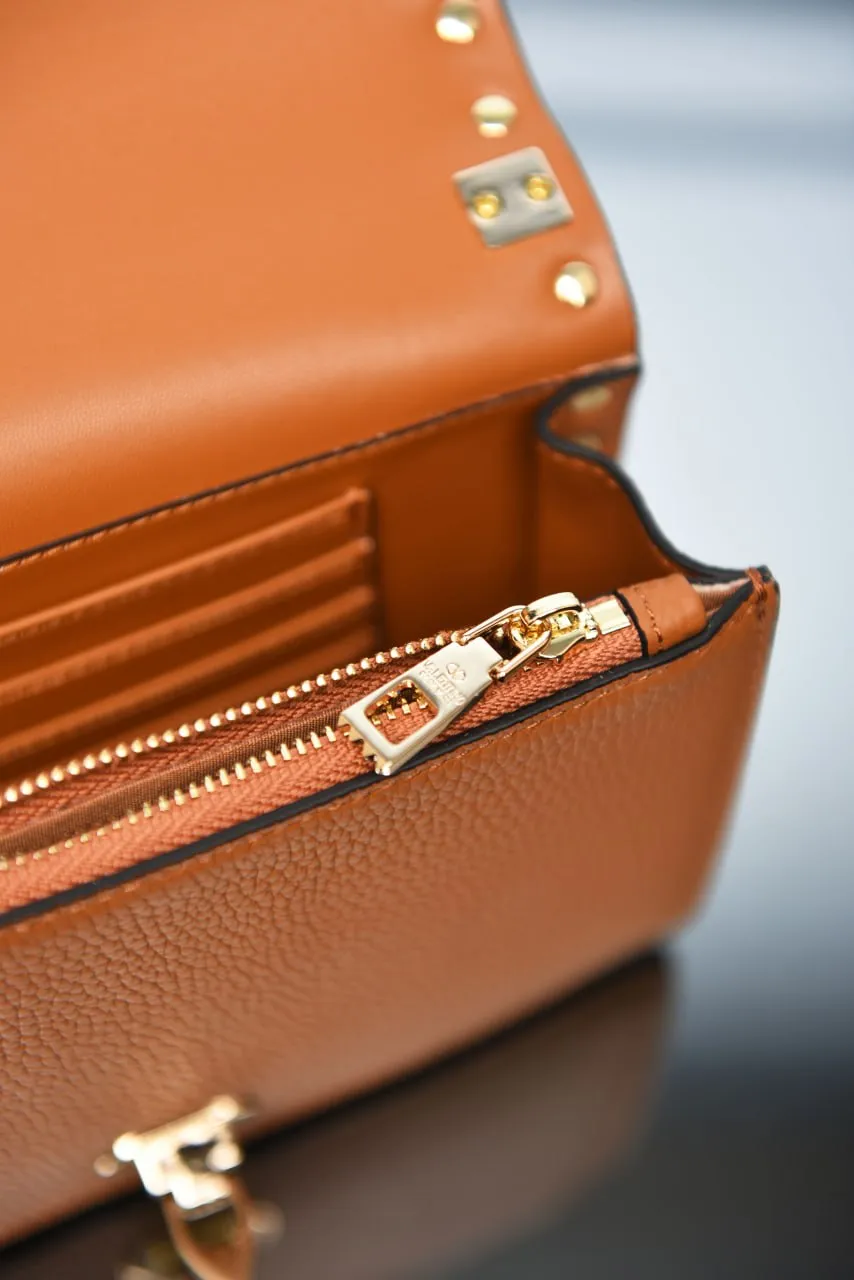 Rockstud deri crossbody çanta 12