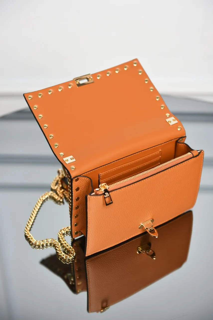 Rockstud deri crossbody çanta 10