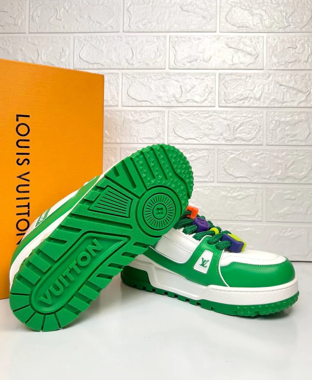 Trainer sneakers 10
