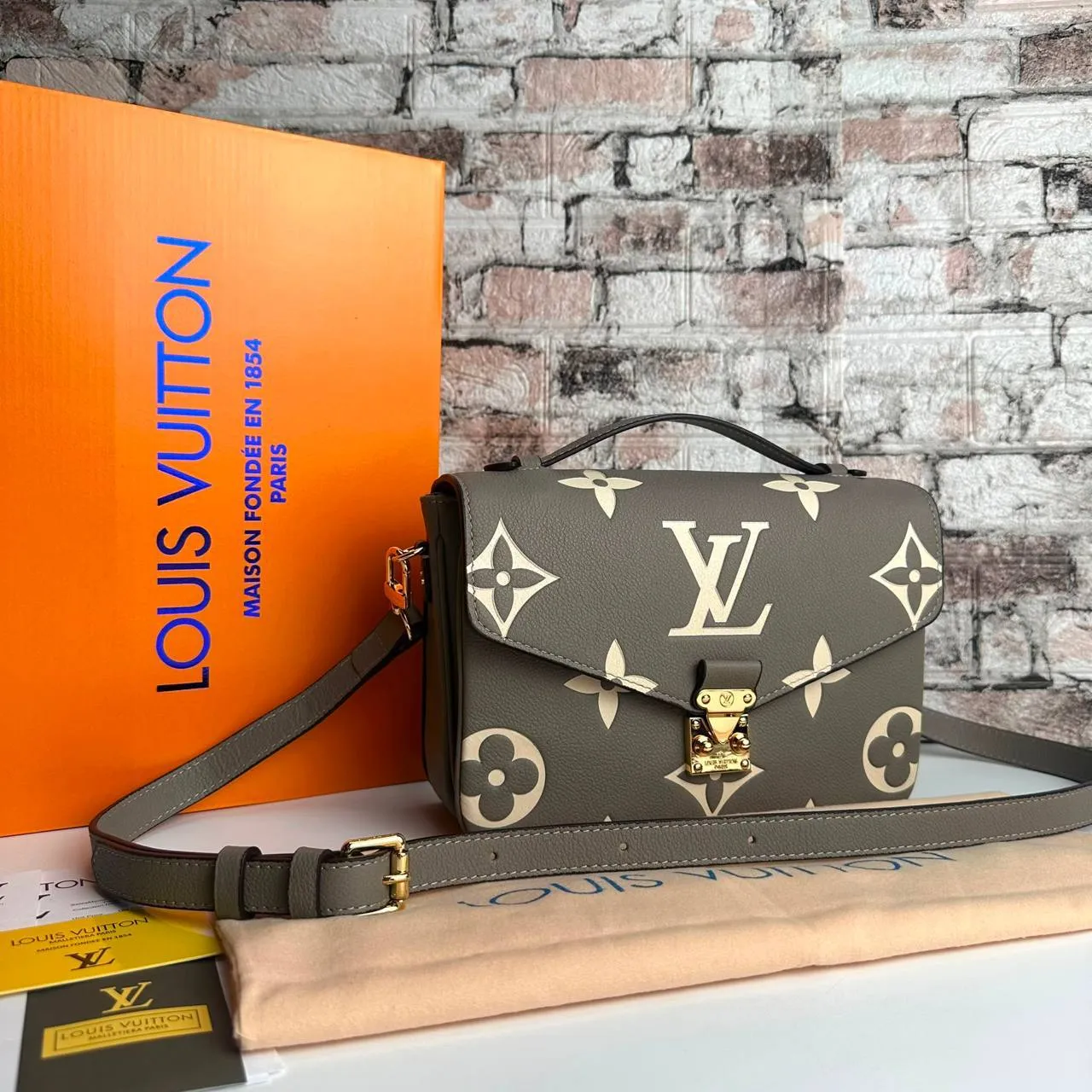 Metis Pochette çanta 2