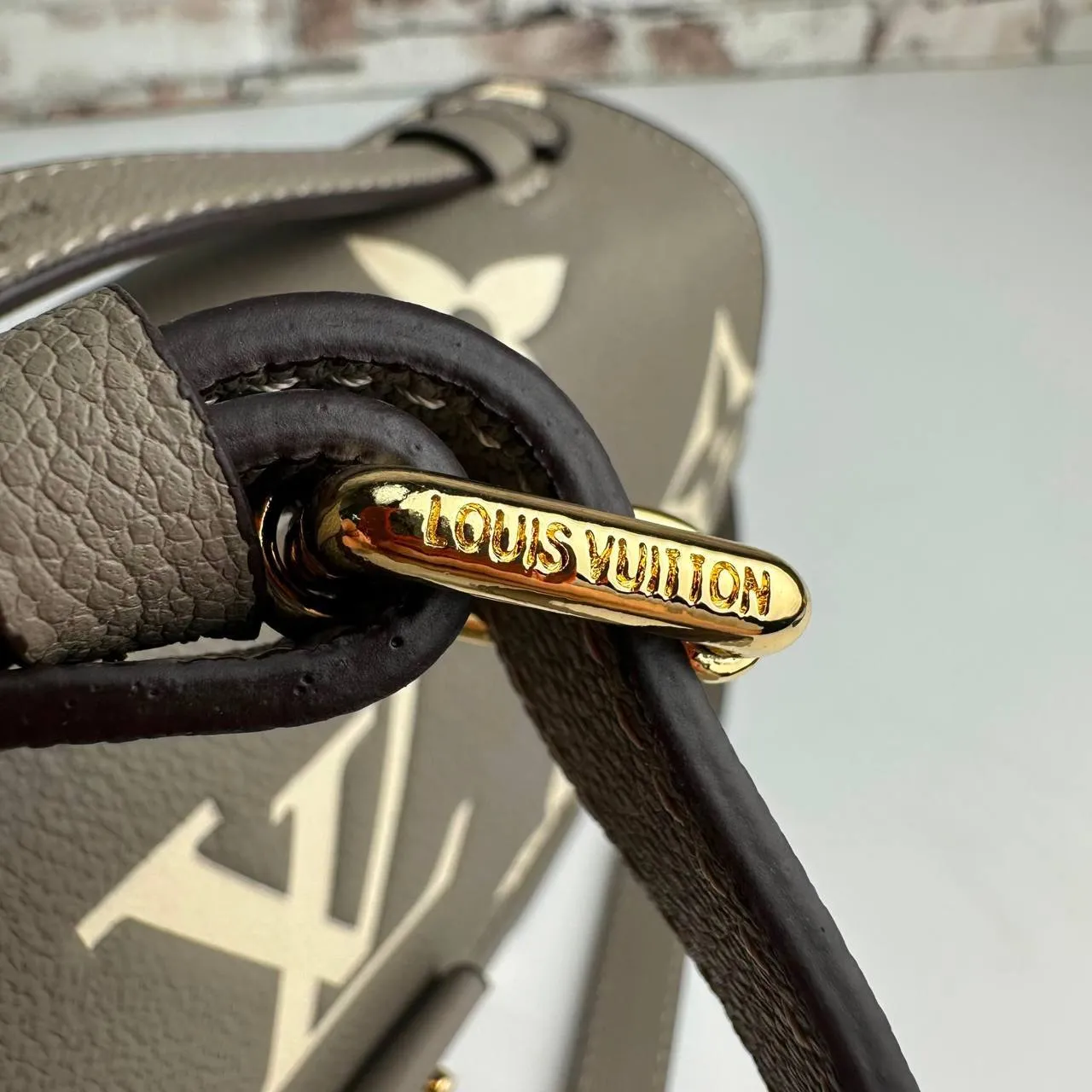 Metis Pochette çanta 16