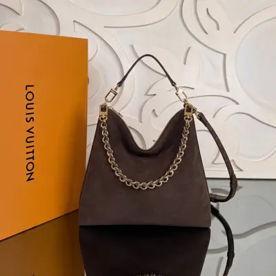 Multipass suede bag