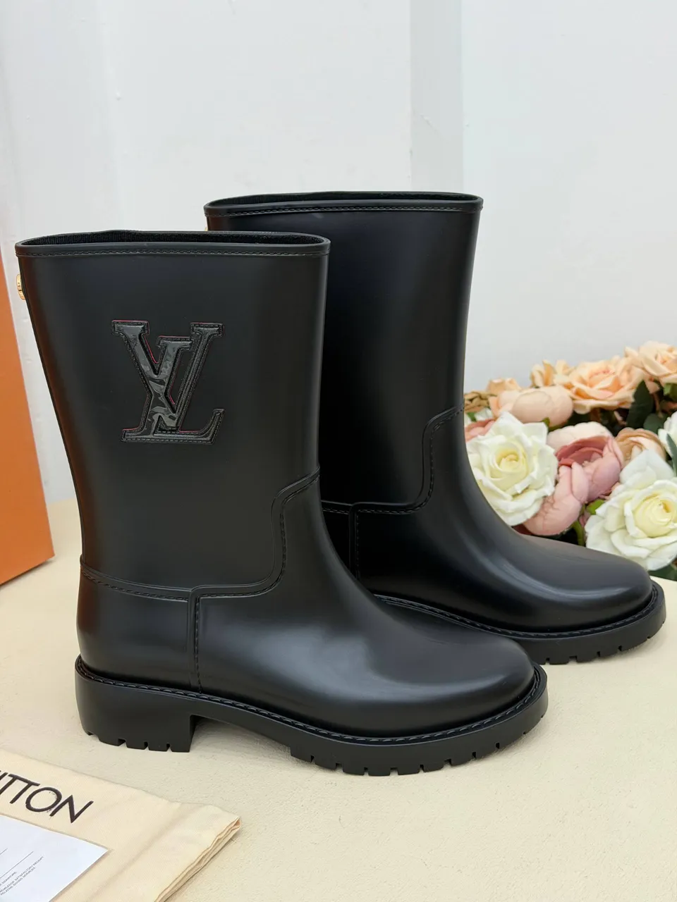 Louis Vuitton kadın ayakkabı 4