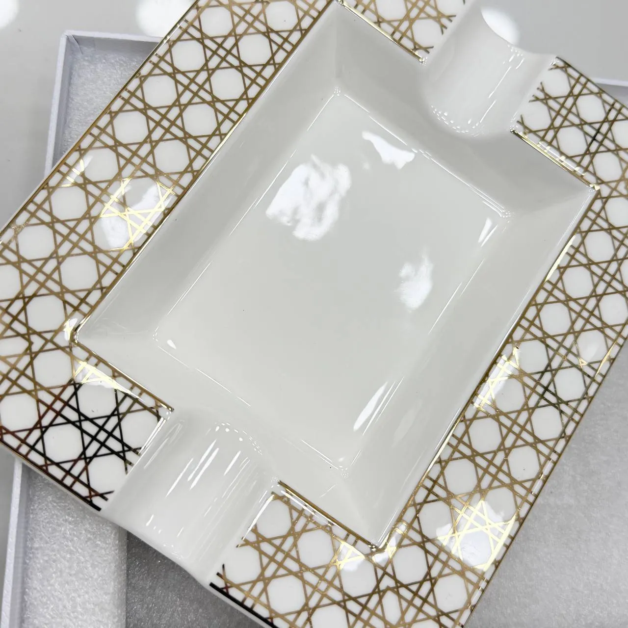 Porcelain küllük 3
